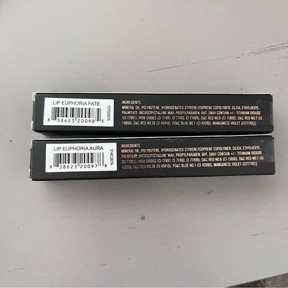 Revolution Lip Euphoria Butter Soft Matte Lip Color Set Fate and Aura - Picture 3 of 3